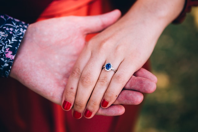 Are Sapphires a good choice for an engagement ring